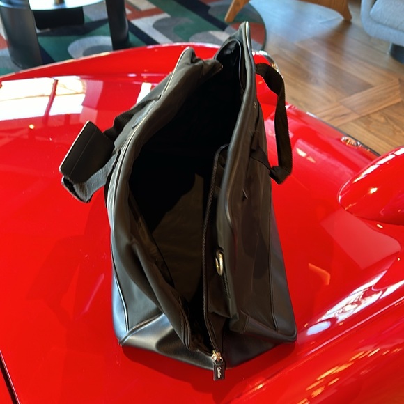 Never Used Black Calvin Klein Large Duffle Carry On Bag w/ detachable strap - Picture 2 of 4